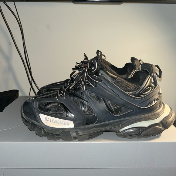 balenciaga track led with receipt on the box straight frm saks - Picture 5 of 8